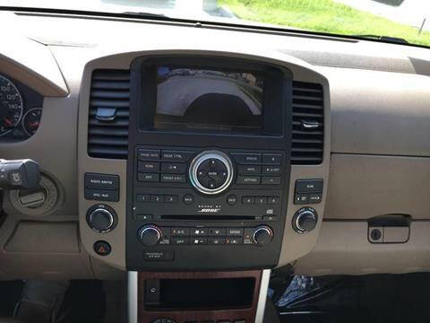 2010 Nissan Pathfinder LE