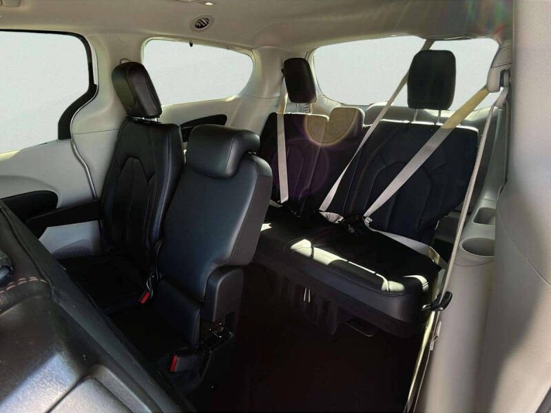 2018 Chrysler Pacifica Touring L Plus