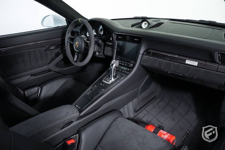 2018 Porsche 911 GT2 RS