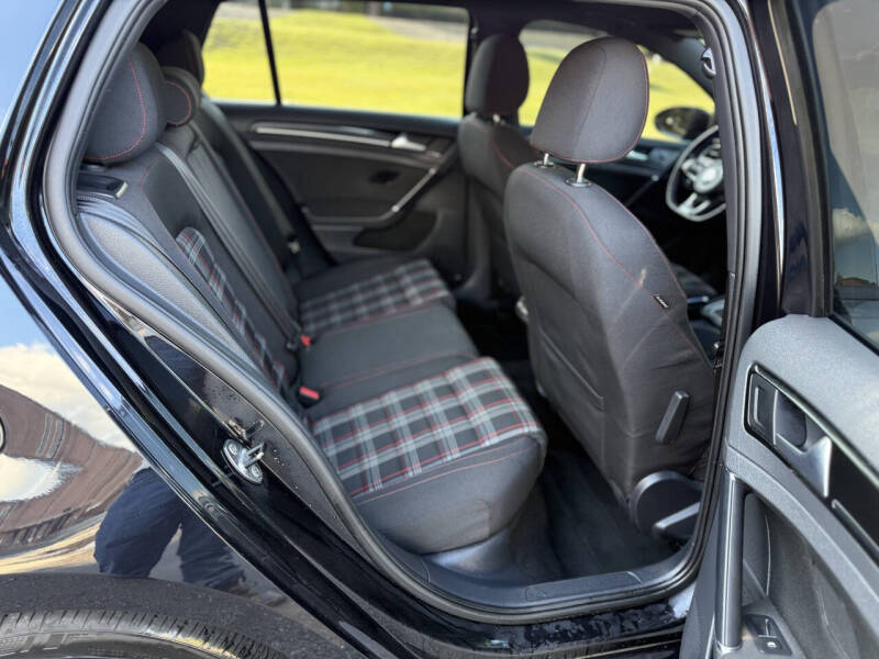2015 Volkswagen Golf GTI S