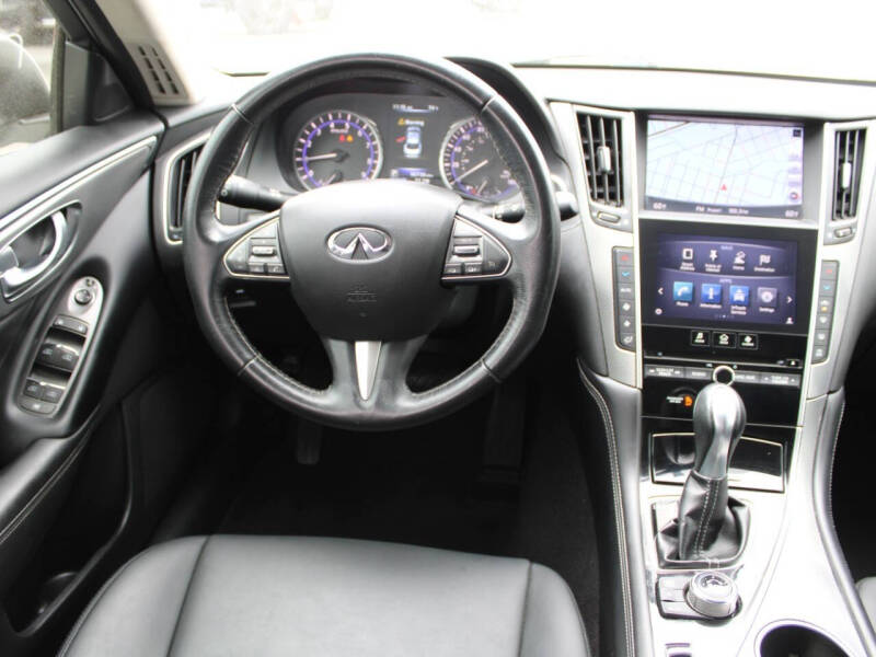 2017 Infiniti Q50 3.0T Signature Edition