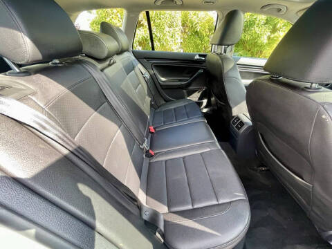 2013 Volkswagen Jetta SportWagen TDI