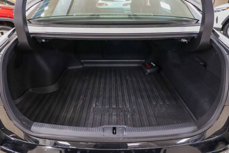 2025 Toyota Crown Platinum