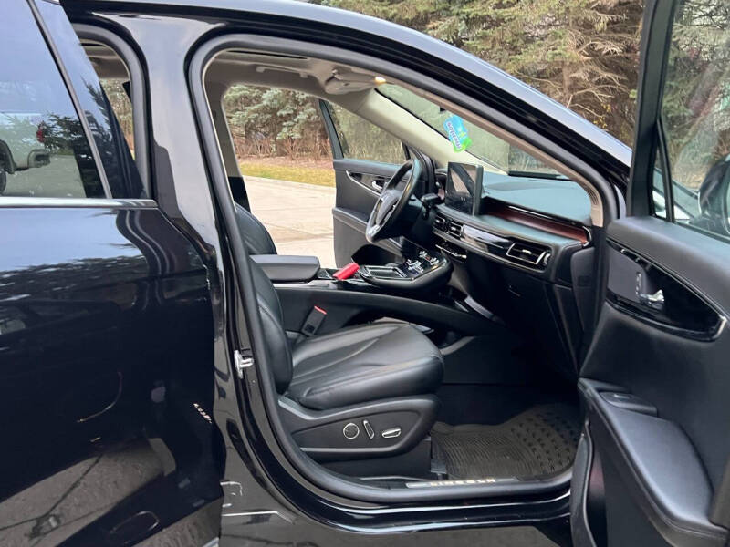 2023 Lincoln Nautilus Reserve