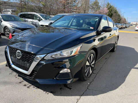 2021 Nissan Altima for sale at Pleasant Auto Group in Chantilly VA
