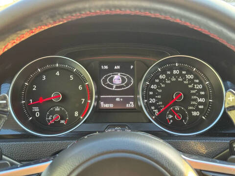 2015 Volkswagen Golf GTI SE