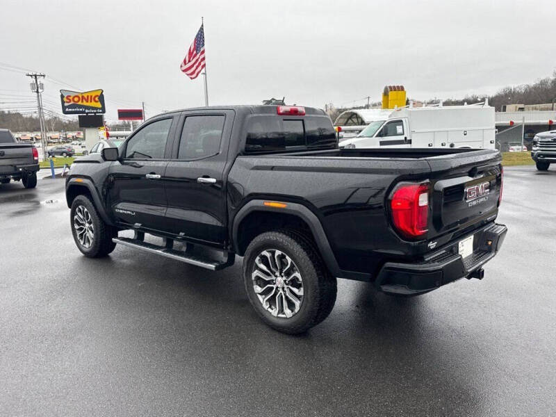 2025 GMC Canyon Denali