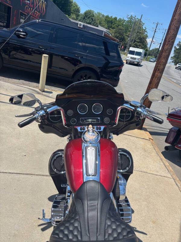 2010 Harley-Davidson Ultra Classic FLHTCU