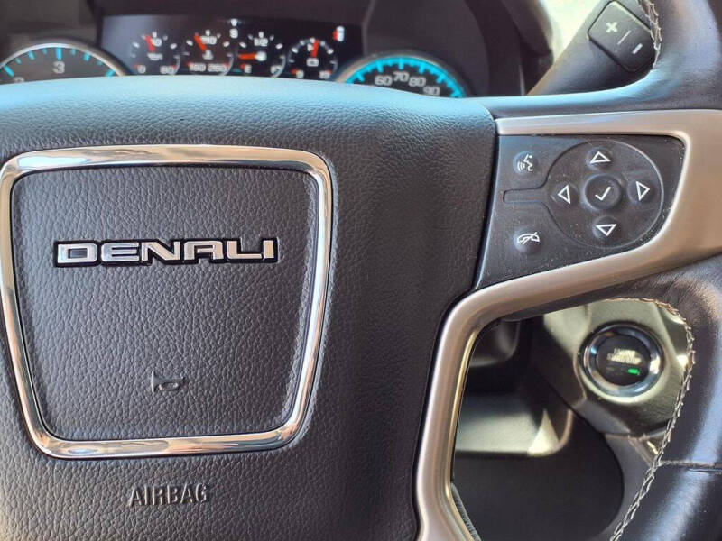 2017 GMC Yukon Denali