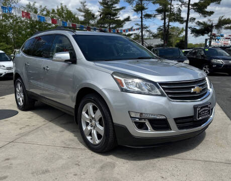 2017 Chevrolet Traverse LT