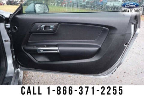 2021 Ford Mustang EcoBoost