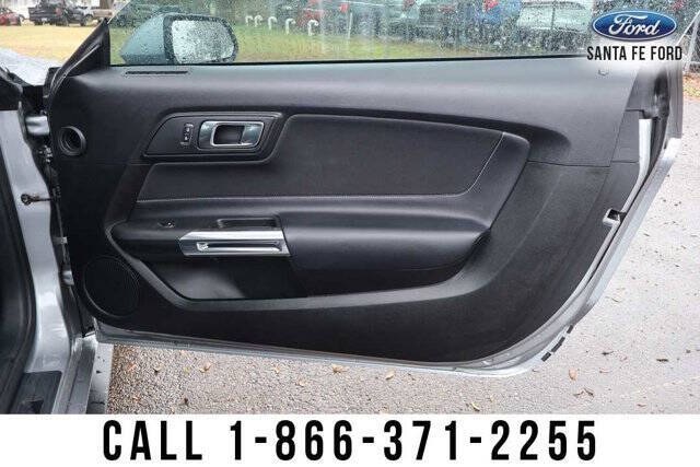 2021 Ford Mustang EcoBoost