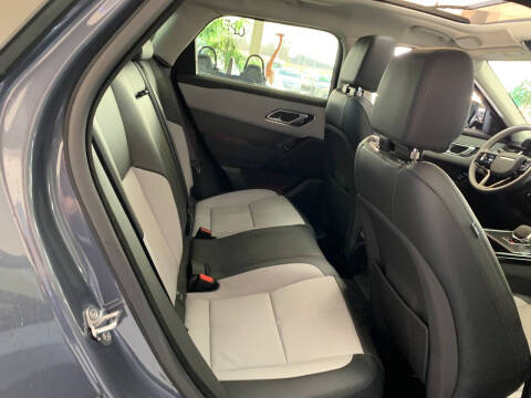 2025 Land Rover Range Rover Velar P250 Dynamic SE