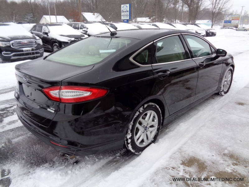 2016 Ford Fusion SE