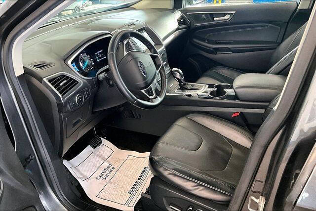 2016 Ford Edge Titanium