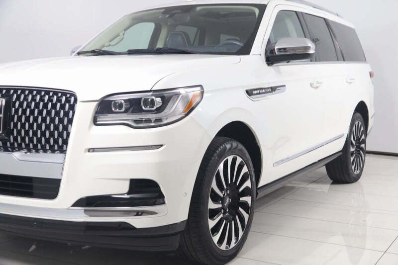 2023 Lincoln Navigator Black Label