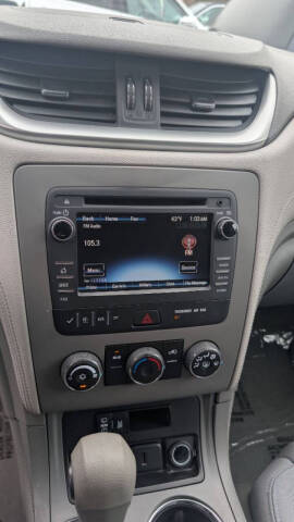 2017 Chevrolet Traverse LS