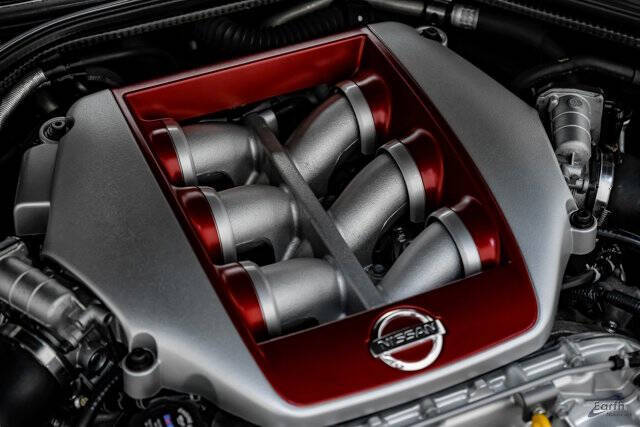 2013 Nissan GT-R Premium