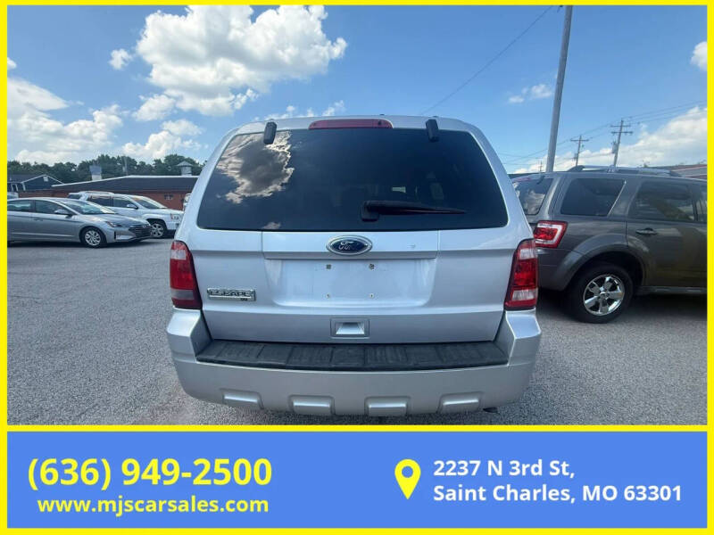 2011 Ford Escape XLT