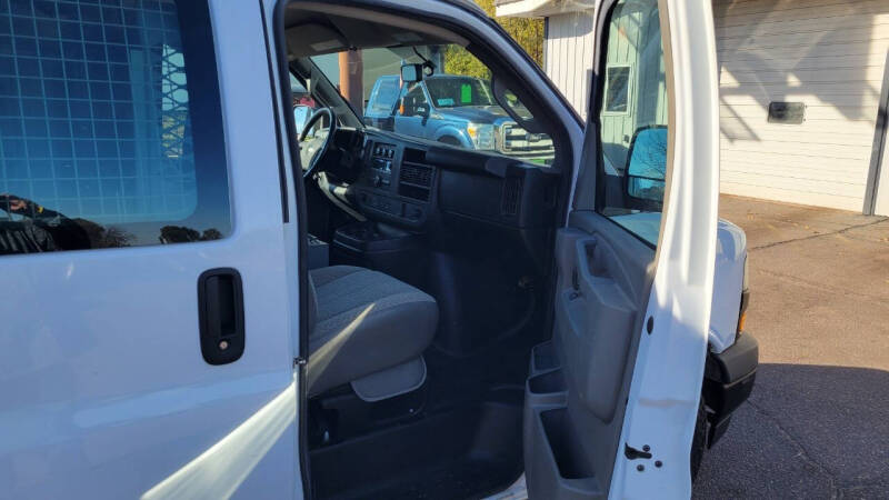 2020 Chevrolet Express 2500