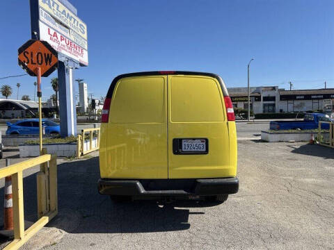 2021 Chevrolet Express 2500