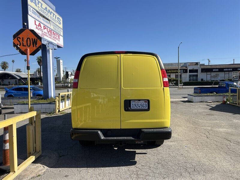 2021 Chevrolet Express 2500