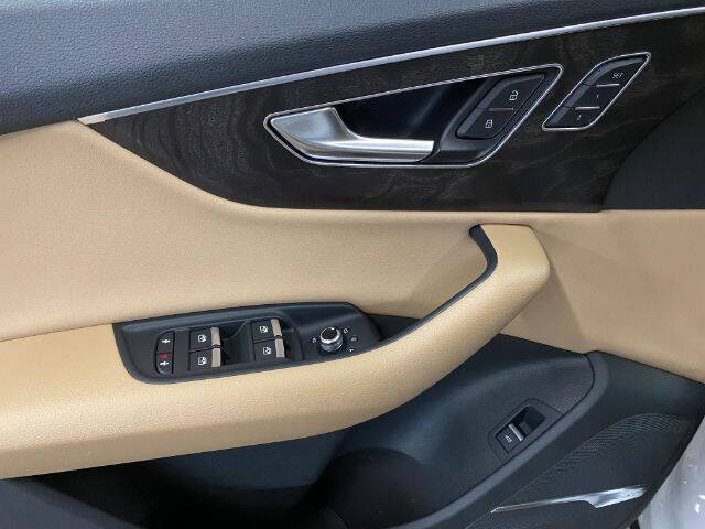 2020 Audi Q7 quattro Premium Plus 55 TFSI