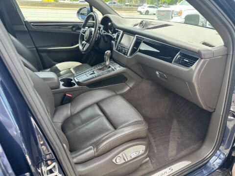 2016 Porsche Macan S