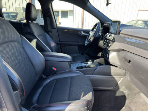 2025 Ford Escape ST-Line