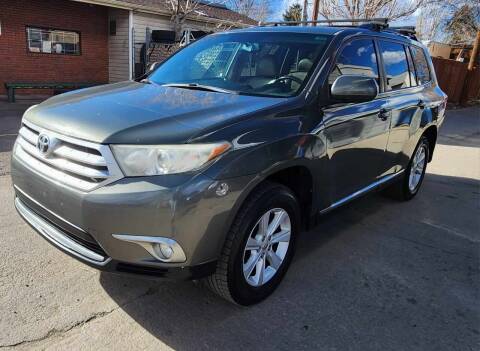 2012 Toyota Highlander for sale at Queen Auto Sales in Denver CO