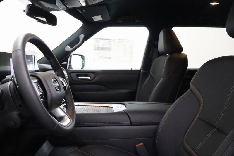 2025 Nissan Armada SL