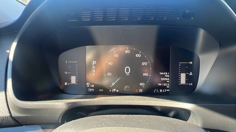 2019 Volvo XC90 T5 Momentum