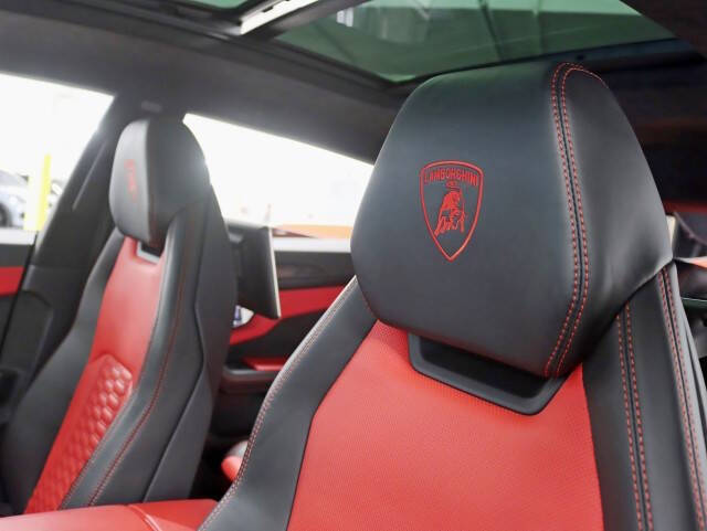 2022 Lamborghini Urus