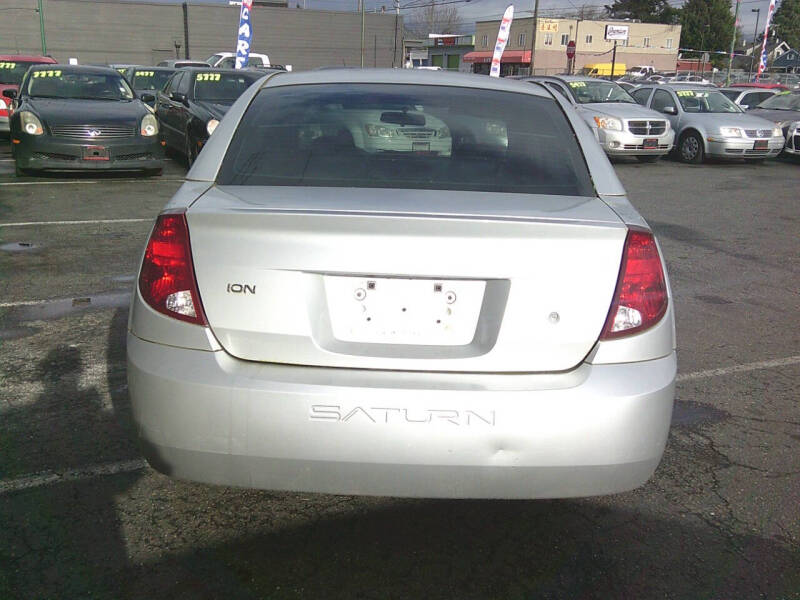 2004 Saturn Ion 2