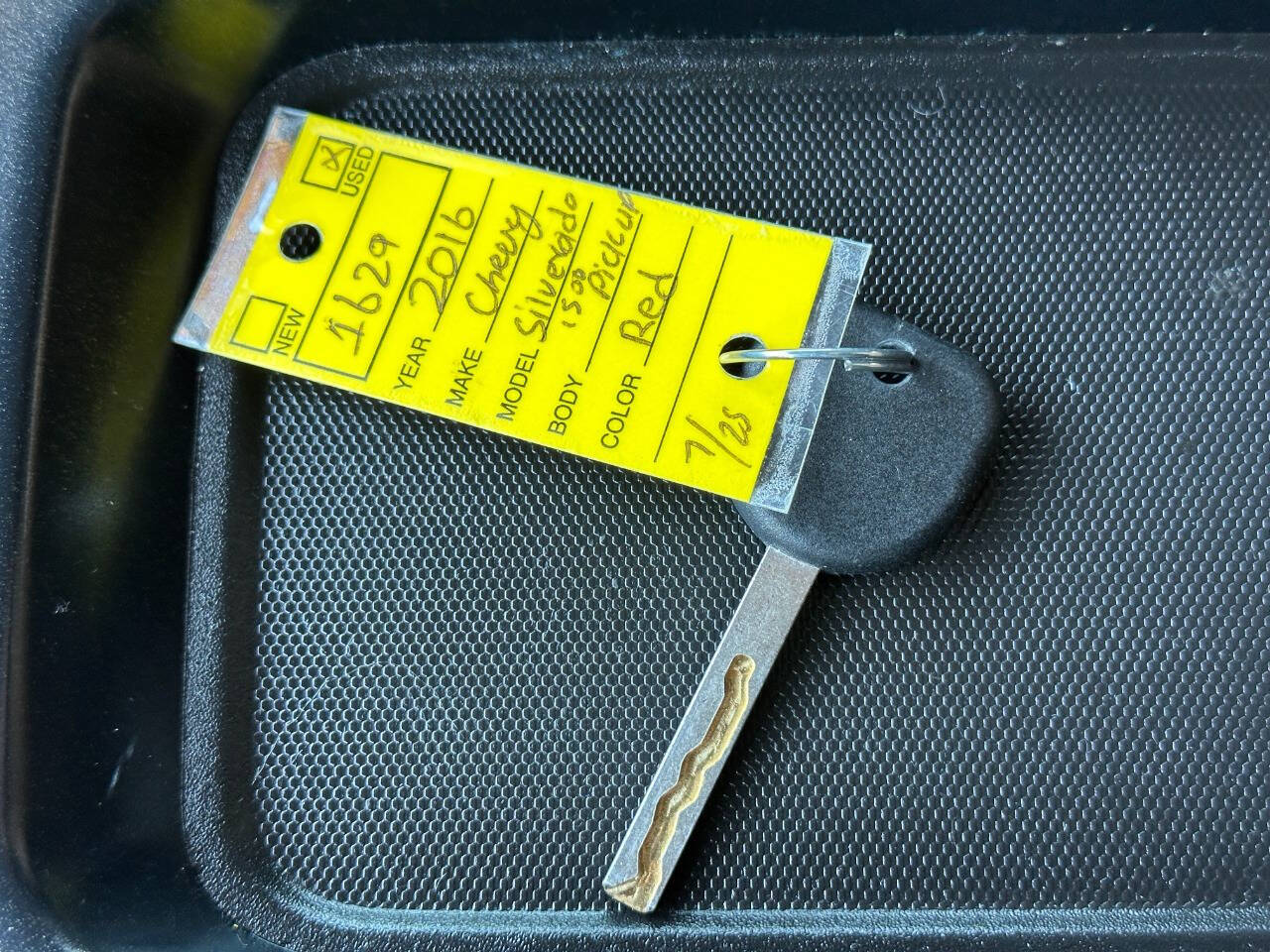 ChevroletSilverado 150043