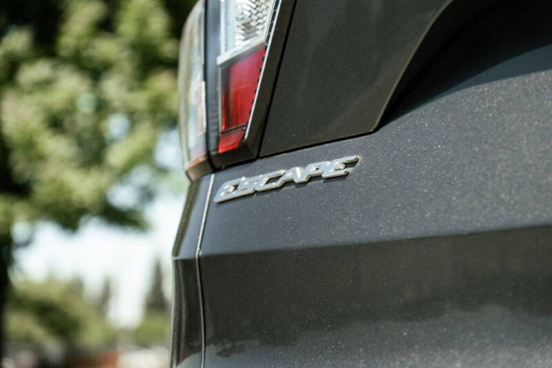 2017 Ford Escape S