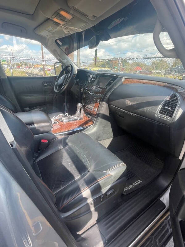 2017 Nissan Armada Platinum