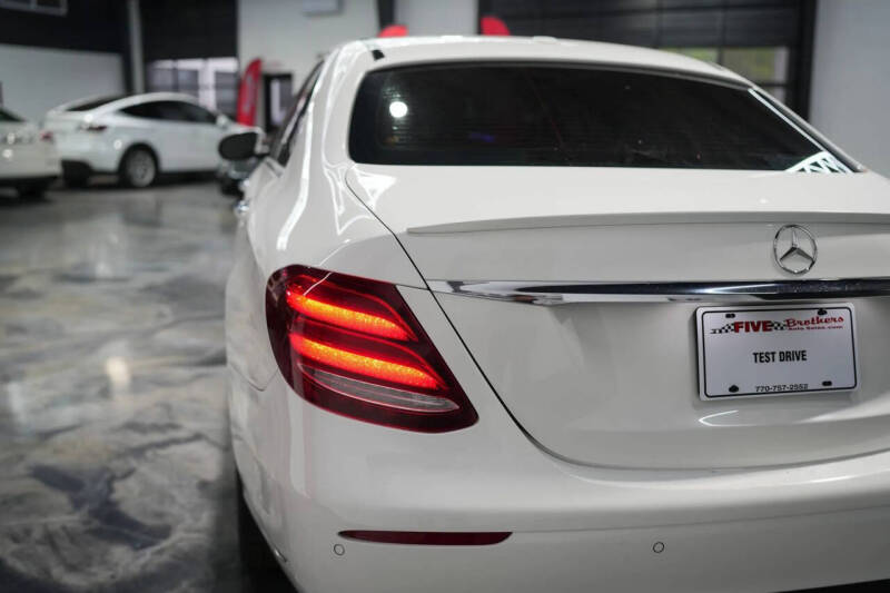 2018 Mercedes-Benz E-Class E 300