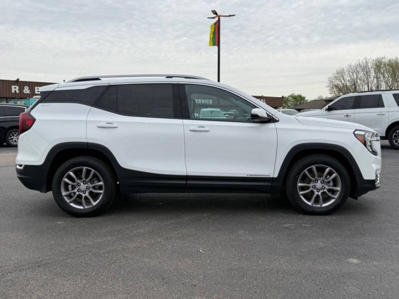 2022 GMC Terrain SLT