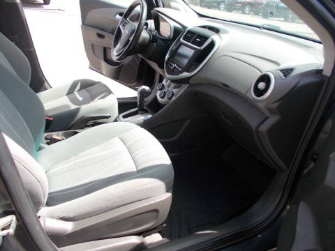 2017 Chevrolet Sonic LT Auto