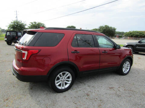 2017 Ford Explorer