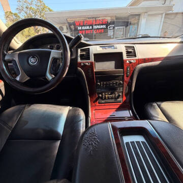 2013 Cadillac Escalade Luxury