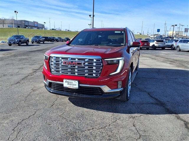 2024 GMC Acadia Denali