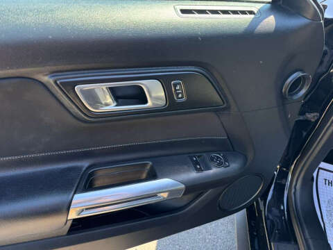 2020 Ford Mustang EcoBoost