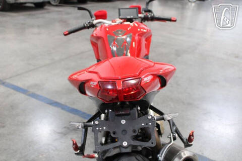 2010 Ducati Streetfighter