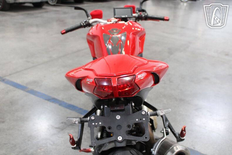 2010 Ducati Streetfighter