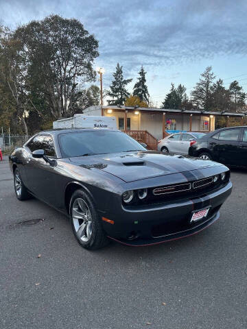 2015 Dodge Challenger SXT