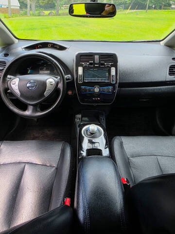 2016 Nissan LEAF SL