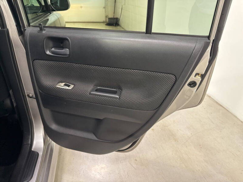 2005 Scion xB