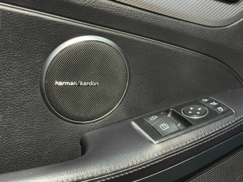 2017 Mercedes-Benz SLC SLC 300